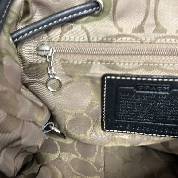 🔥🔥🔥Vintage Coach Black Leather Backpack - Picture 5 of 16